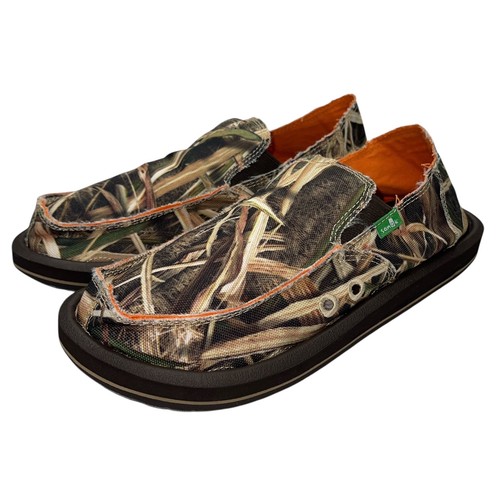 Sanuk slip shoes - sanuk, on